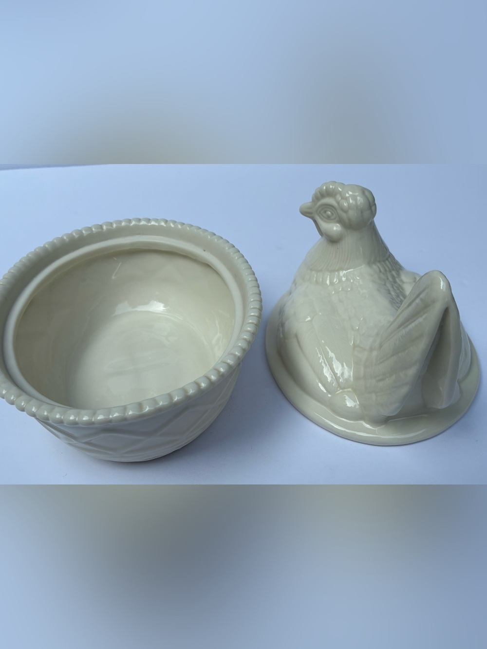 Large Ceramic Hen on Nest Covered Dish Farmhouse Chicken Cottage Decor - Picture 4 of 13